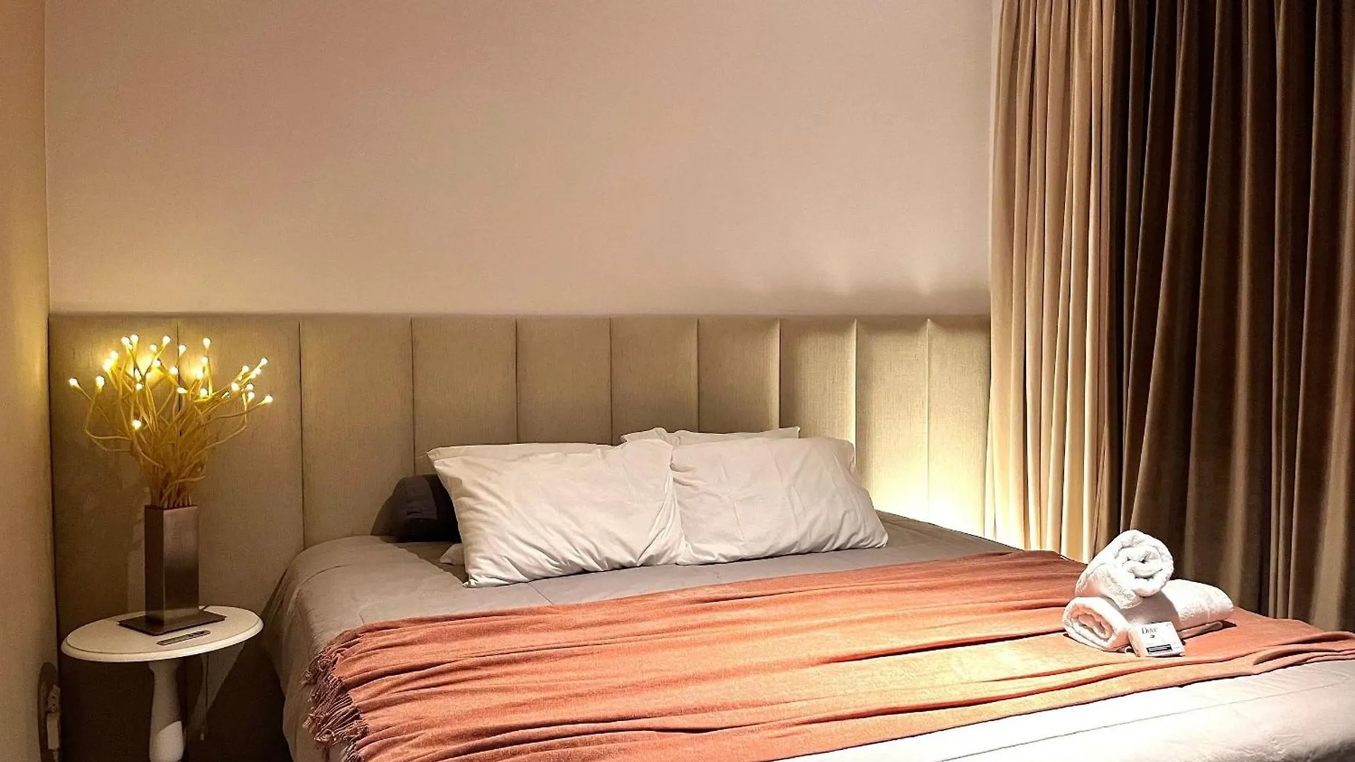 Curta!|193| Luxo Contemporaneo 2 Suites | Piscina Balneário Camboriú Appartement